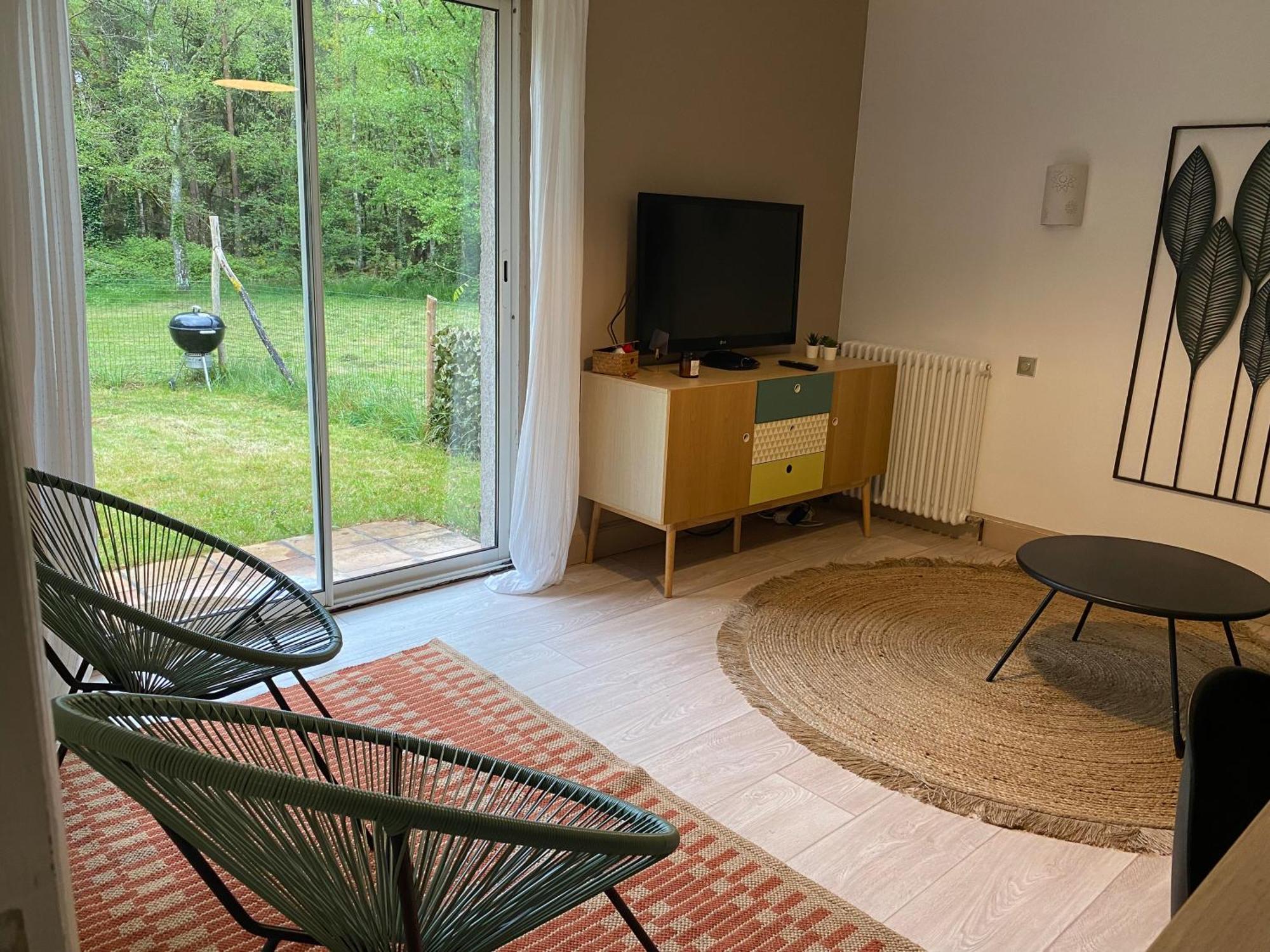 Logement Avec Acces Piscine Шомон-сюр-Тарон Экстерьер фото